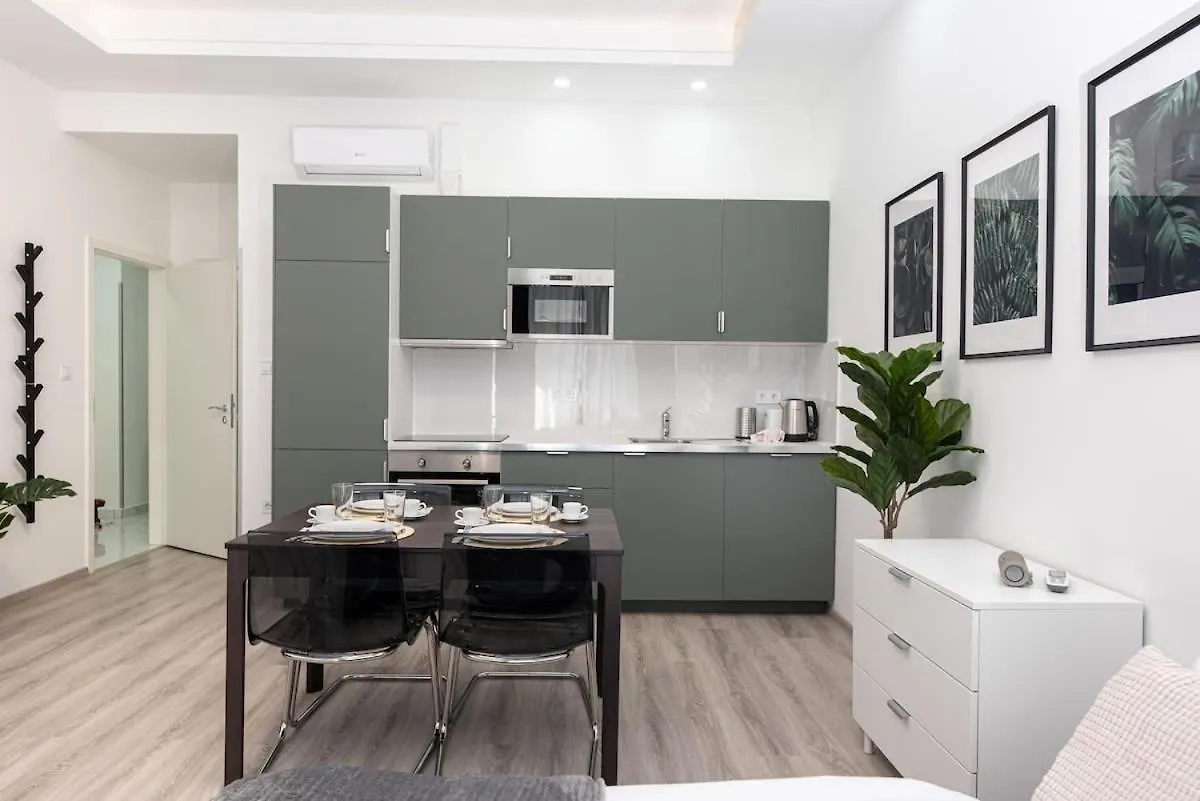 Appartamento New Studio At The Best Location Budapest